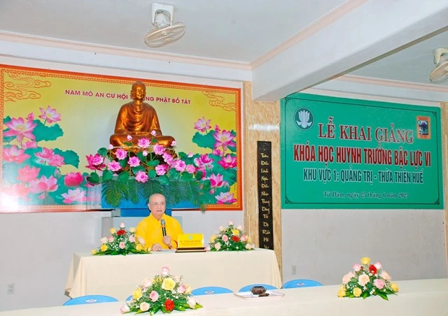 Hòa thượng Thích Huệ Phước đã có buổi giảng đầu tiên