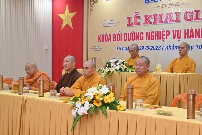 Chư tôn đức chứng minh, tham dự Chư tôn đức chứng minh, tham dự