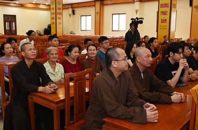 Tăng Ni, Phật tử tham dự Tăng Ni, Phật tử tham dự