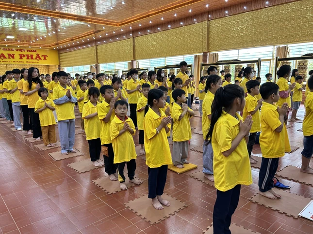 Khóa tu mùa hè tại chùa Vạn Phật