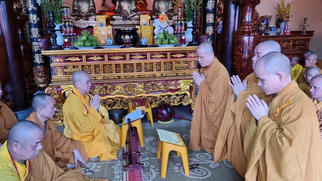 Tác pháp thọ an cư