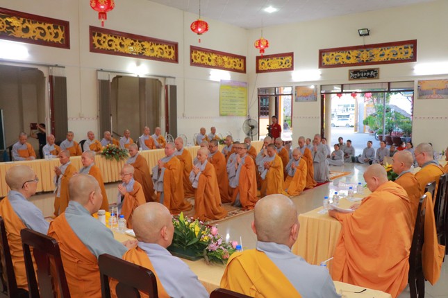 Chư hành giả Ni tại trường hạ chùa Liên Hoa, tỉnh Trà Vinh