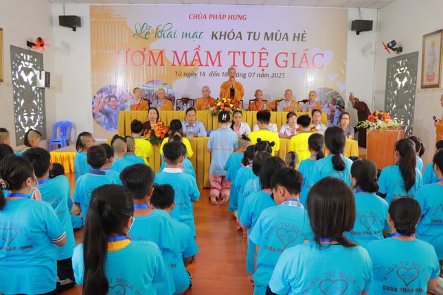 Khóa tu tại chùa Pháp Hưng, diễn ra từ ngày 14-7 -16-7-2023