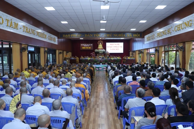 Quang cảnh hội nghị