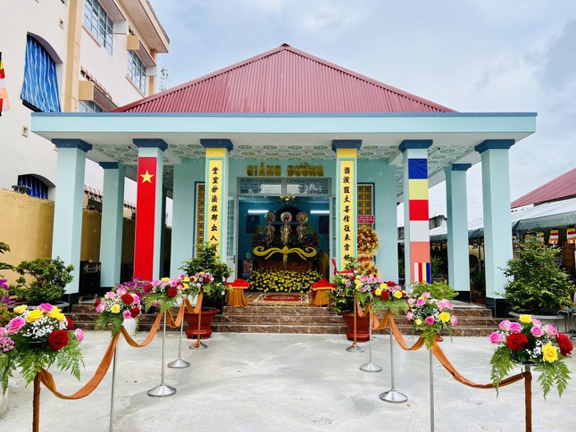 Giảng đường chùa Long Sơn