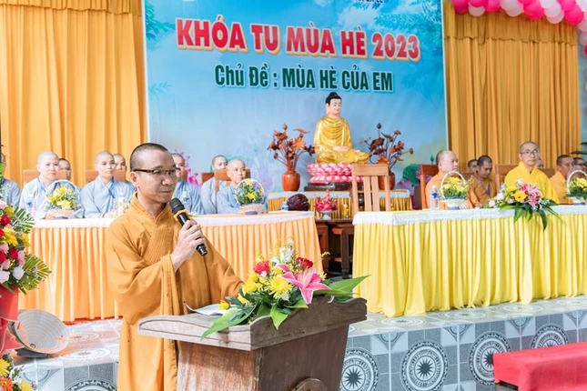 Đại đức Thích Pháp Huệ, Trưởng ban Tổ chức phát biểu khai mạc