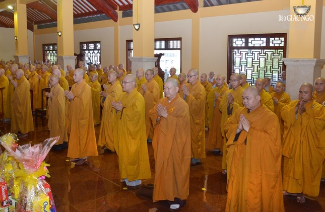 Chư tôn đức Ban Trị sự TP.HCM, TP.Thủ Đức, 21 quận huyện thành kính tưởng niệm