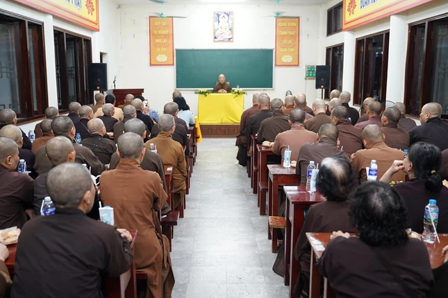 Hòa thượng Thích Bảo Nghiêm tại chùa Bà Đá