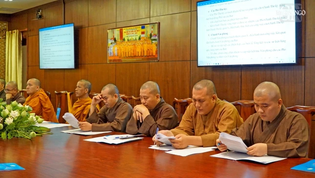 Chư tôn đức thành viên Ban Giáo dục TP