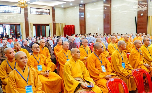 Chư Tăng thí sinh tham gia hội thi diễn giảng cấp thành phố