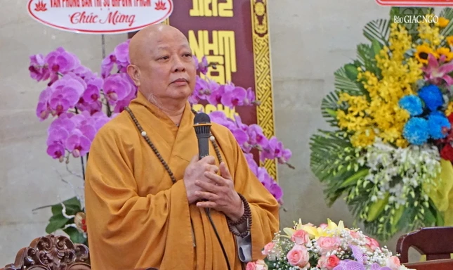 Hòa thượng Trưởng ban Trị sự GHPGVN TP.HCM ban đạo từ đến Tăng Ni tham gia hội thi