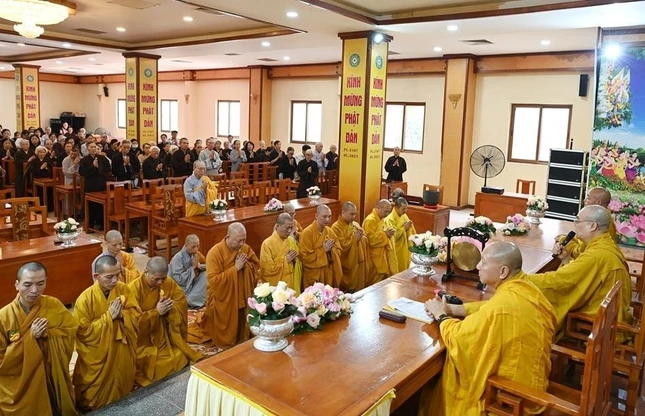 Hòa thượng Thích Thanh Nhiễu có lời nhắn nhủ đến Tăng Ni sau ba tháng An cư kiết hạ