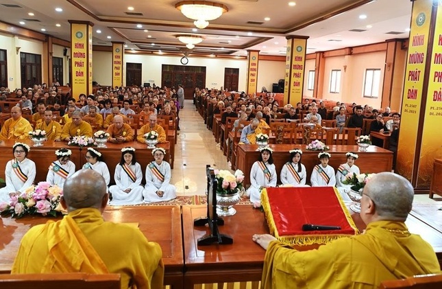 Quang cảnh lễ tại pháp khóa An cư kiết hạ tại tùng lâm Quán Sứ, Hà Nội