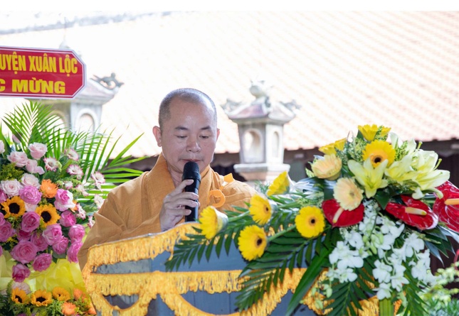 Thượng tọa Thích Huệ Quang phát biểu khai mạc Thượng tọa Thích Huệ Quang phát biểu khai mạc