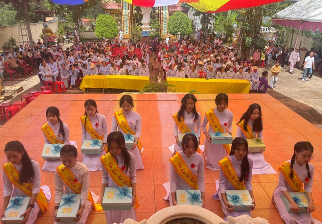 Lễ Vu lan tại chùa Linh Thứu Lễ Vu lan tại chùa Linh Thứu