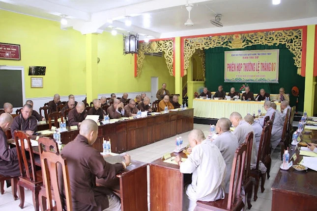 Quang cảnh buổi họp của Ban Thường trực Ban Trị sự GHPGVN tỉnh Đồng Tháp