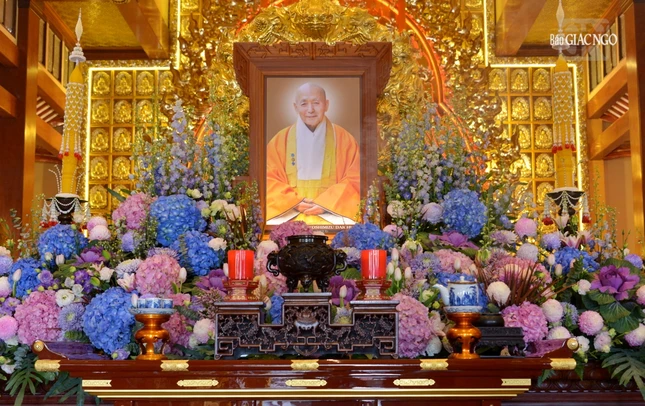 Di ảnh Hòa thượng Yoshimizu Daichi tại Việt Nam Quốc Tự Di ảnh Hòa thượng Yoshimizu Daichi tại Việt Nam Quốc Tự