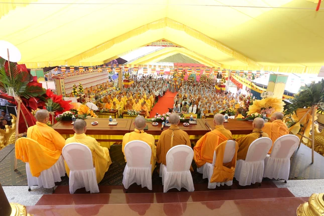 Quang cảnh buổi lễ