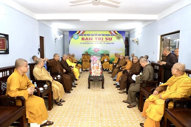 Quang cảnh buổi gặp Quang cảnh buổi gặp