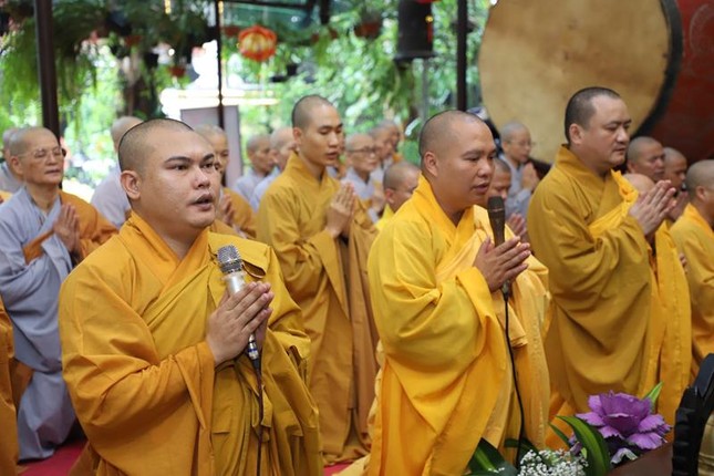 Đại diện trường hạ tác bạch tri ân Đại diện trường hạ tác bạch tri ân