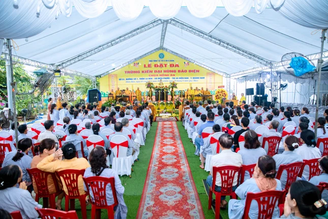 Quang cảnh buổi lễ Quang cảnh buổi lễ