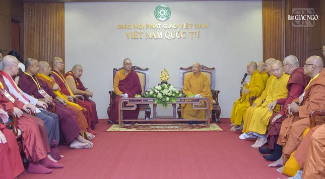 Buổi tiếp tại Việt Nam Quốc Tự