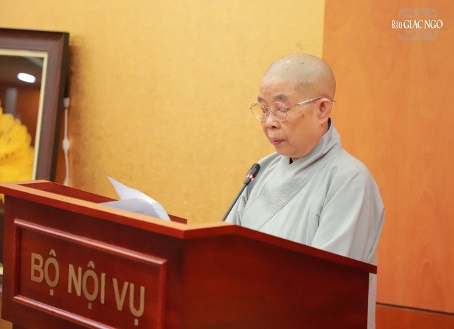 Ni trưởng Thích nữ Nhật Khương phát biểu tại Bộ Nội vụ Ni trưởng Thích nữ Nhật Khương phát biểu tại Bộ Nội vụ