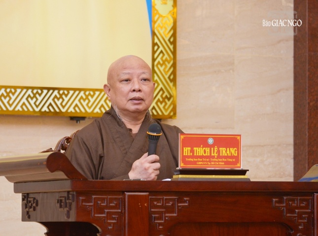 Hòa thượng Thích Lệ Trang, Trưởng ban Trị sự GHPGVN TP.HCM chủ trì buổi họp