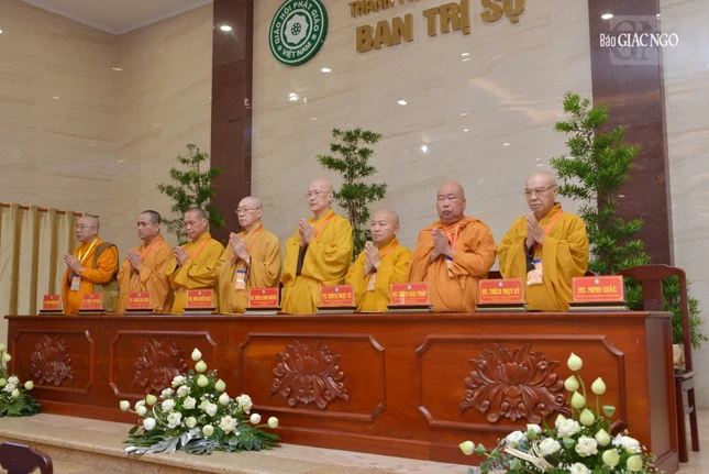 Chư tôn đức Ban Kiến đàn, Ban Giám khảo