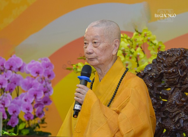 Đức Pháp chủ GHPGVN khai thị đến toàn thể giới tử Đại giới đàn Minh Nguyệt Đức Pháp chủ GHPGVN khai thị đến toàn thể giới tử Đại giới đàn Minh Nguyệt