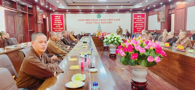 Quang cảnh buổi họp Quang cảnh buổi họp