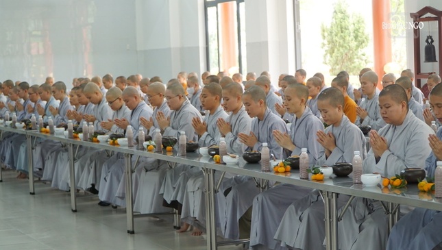 Giới tử trong thời quá đường