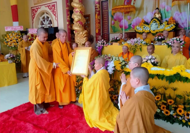 Hòa thượng Thích Trừng Thi quyết định bổ nhiệm trụ trì chùa Minh Quang Thiện Phước đến Sư cô Thích nữ Quảng Hải