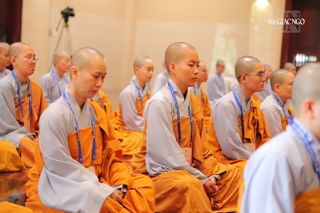 Cần nhất đối với giới tử hiện nay là phải tinh tấn sám hối để tam nghiệp thanh tịnh Cần nhất đối với giới tử hiện nay là phải tinh tấn sám hối để tam nghiệp thanh tịnh