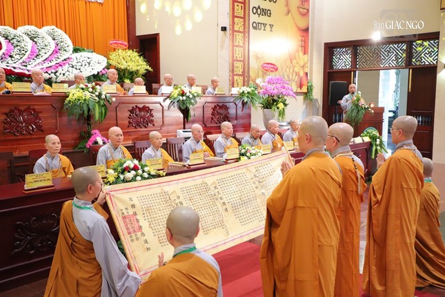 Tuyên bản cung an chức sự