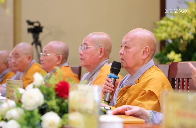 Ni trưởng Thích nữ Tịnh Nguyện giáo giới đến toàn thể giới tử