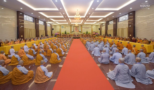 Quang cảnh lễ khai mạc