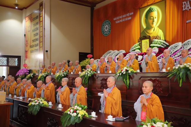 Chư tôn giáo phẩm Hội đồng Thập sư Ni và Ban Điều hành giới trường chùa Thanh Tâm