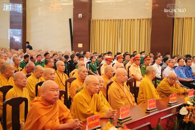 Chư tôn đức tham dự lễ tưởng niệm