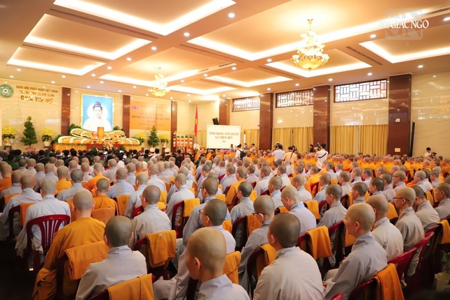 Quang cảnh buổi lễ tưởng niệm tại Việt Nam Quốc Tự