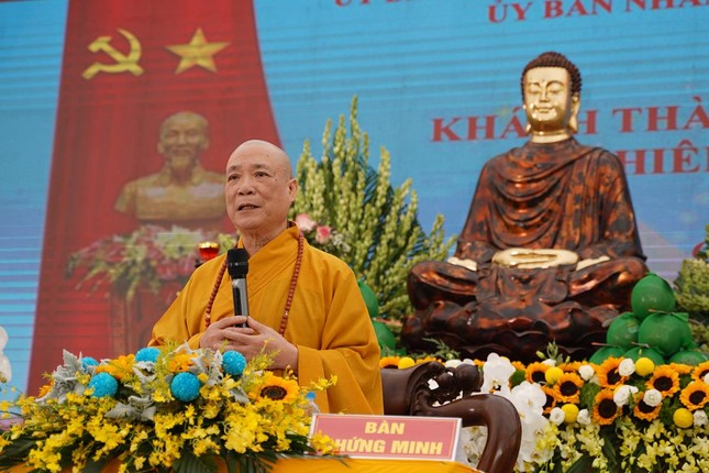 Hòa thượng Thích Bảo Nghiêm ban đạo từ Hòa thượng Thích Bảo Nghiêm ban đạo từ