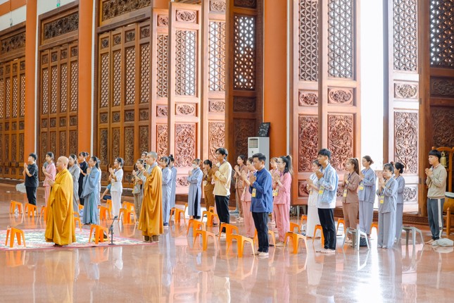 Khóa tu Một ngày an lạc được tổ chức vào Chủ nhật hàng tuần