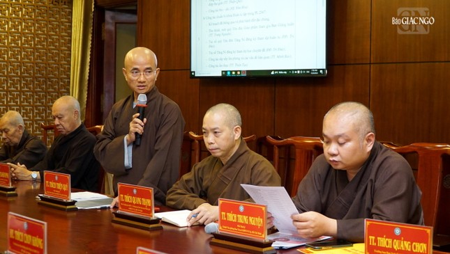 Thượng tọa Thích Thiện Quý trình các hoạt động Phật sự của GHPGVN TP.HCM