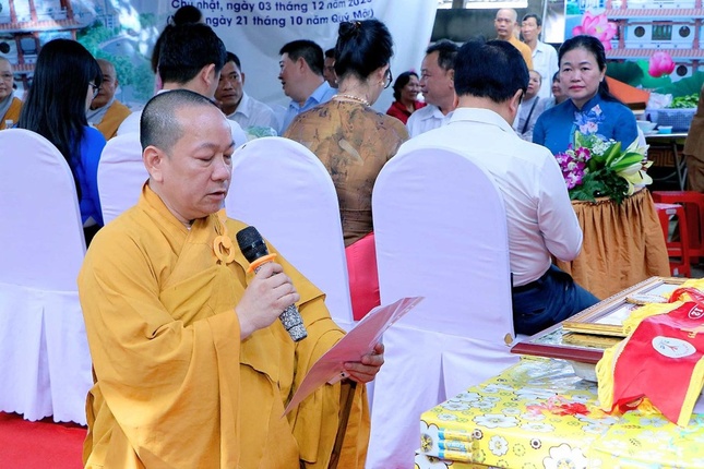 Đại đức Thích Minh Mẫn phát biểu tại buổi lễ Đại đức Thích Minh Mẫn phát biểu tại buổi lễ
