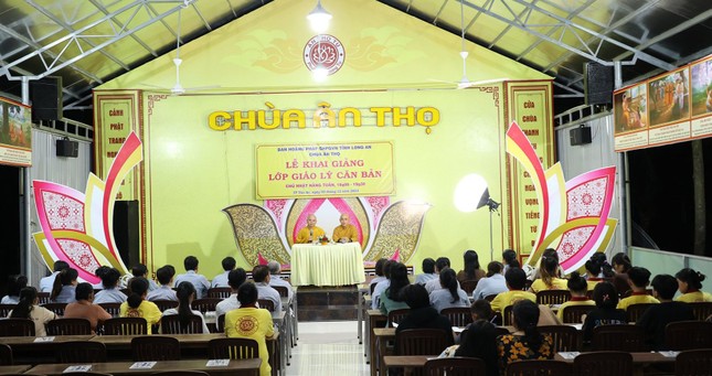 Khai giảng lớp giáo lý căn bản tại chùa Ân Thọ, TP.Tân An Khai giảng lớp giáo lý căn bản tại chùa Ân Thọ, TP.Tân An