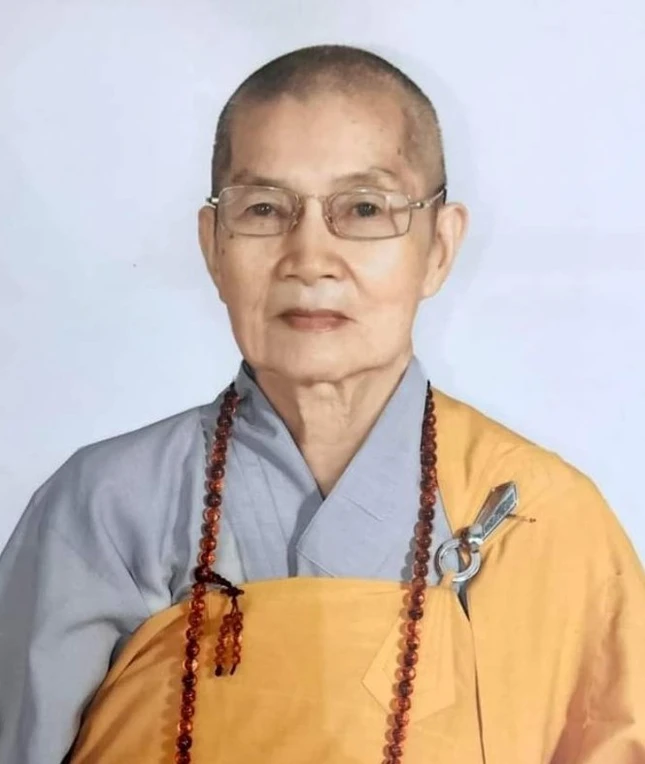 Chân dung Ni trưởng Thích nữ An Diệu Chân dung Ni trưởng Thích nữ An Diệu