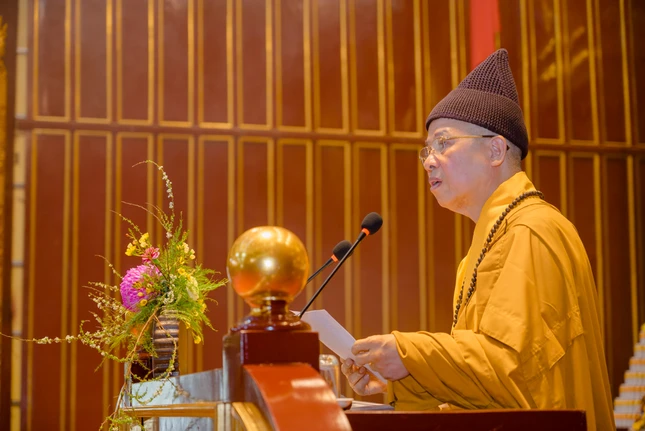 Hòa thượng Thích Thanh Quyết phát biểu