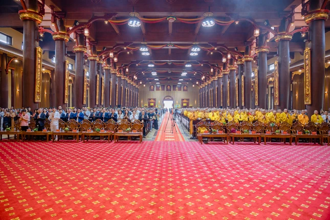 Quang cảnh buổi lễ