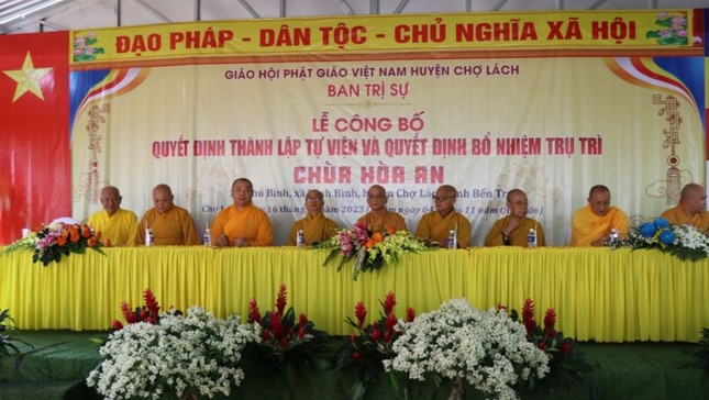 Chư tôn đức chứng minh, tham dự
