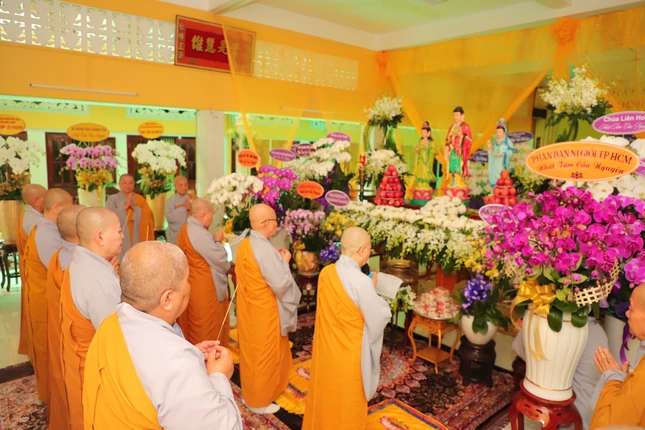 Thành kính tưởng niệm Ni trưởng tân viên tịch